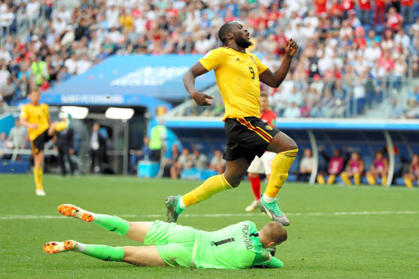 为了回应这 为了回应这