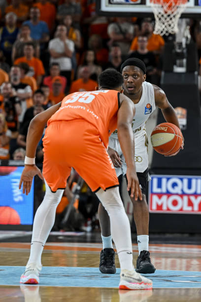 严密的防守 严密的防守