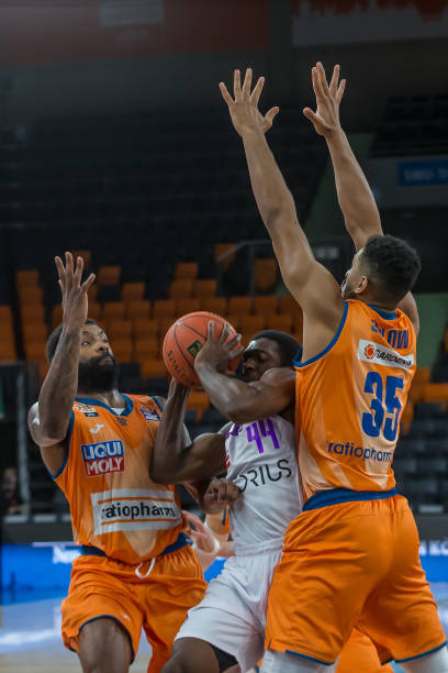 整个组织提 整个组织提